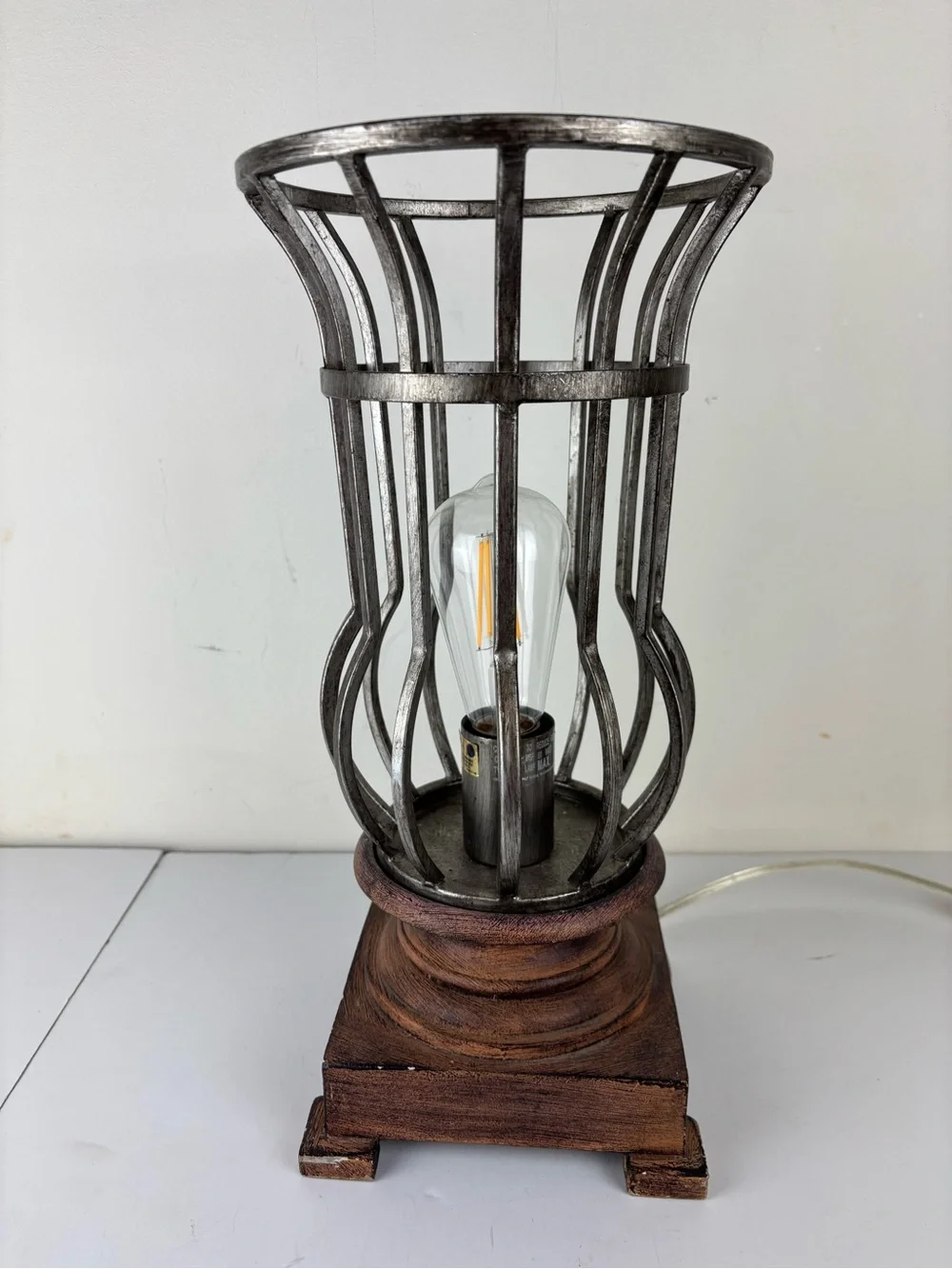 Metal Cage Table Lamp with/Bronze Finish-Accent Lamp-Modern/Rustic Vibe Up-light